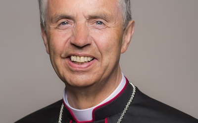 Porträt von Weihbischof Dr. Hansjörg Hofer Foto: Neumayr/Leo 27.06.2017